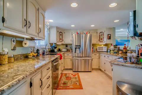 2833 Panorama Dr, Redding, CA 96003 photo 10