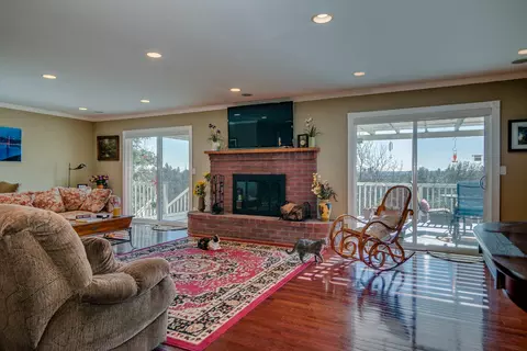 2833 Panorama Dr, Redding, CA 96003 photo 6