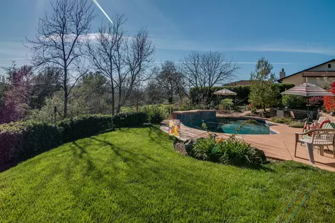 2833 Panorama Dr, Redding, CA 96003 photo 26