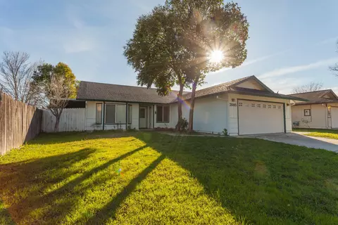 2683 Ely Ln, Redding, CA 96001 photo 3