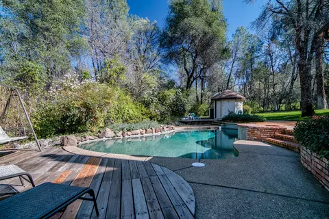 9027 Simmons Rd, Redding, CA 96001 photo 34
