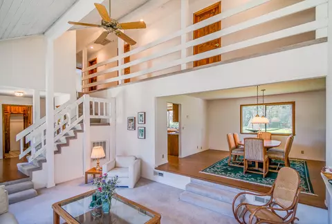 9027 Simmons Rd, Redding, CA 96001 photo 8