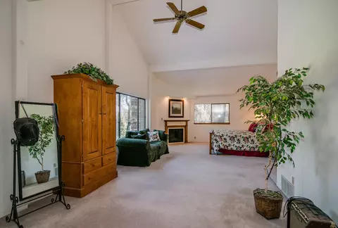 9027 Simmons Rd, Redding, CA 96001 photo 18