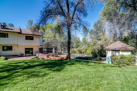 9027 Simmons Rd, Redding, CA 96001 photo 31