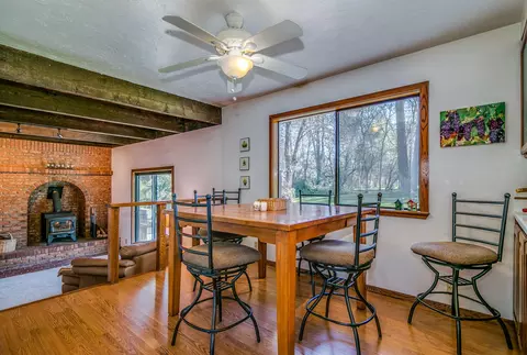 9027 Simmons Rd, Redding, CA 96001 photo 13