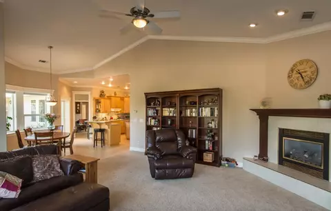 19450 Hollow Ln, Redding, CA 96003 photo 21