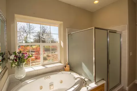 19450 Hollow Ln, Redding, CA 96003 photo 26