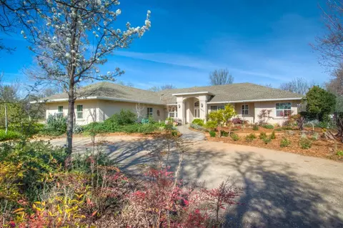 19450 Hollow Ln, Redding, CA 96003 photo 3