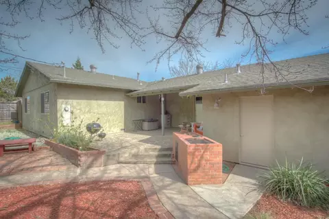3415 Scenic Dr, Redding, CA 96001 photo 25