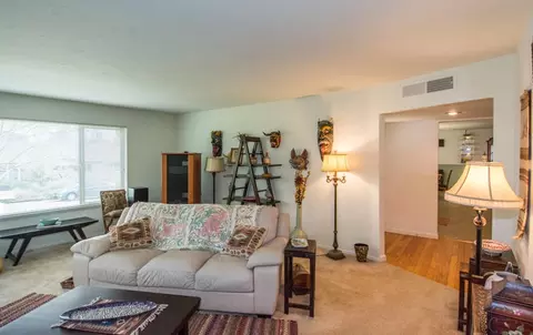 3415 Scenic Dr, Redding, CA 96001 photo 8