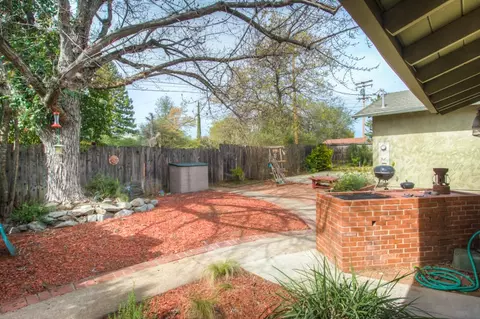 3415 Scenic Dr, Redding, CA 96001 photo 28