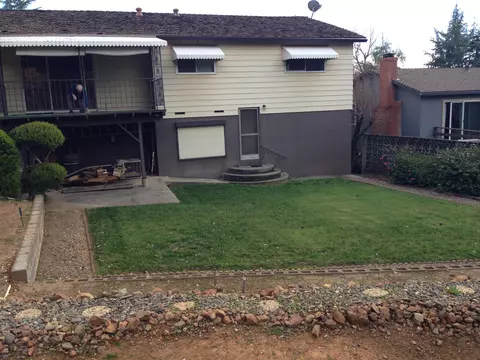1716 Regent Ave, Redding, CA 96001 photo 2