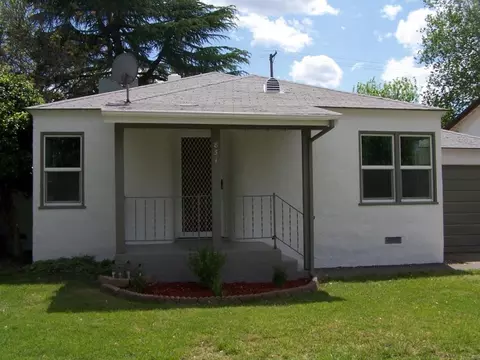 831 South St, Redding, CA 96001 photo 2