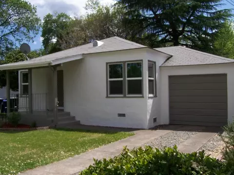 831 South St, Redding, CA 96001 photo 1