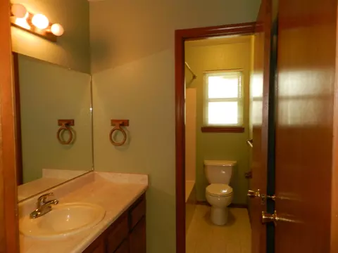 882 Monarch Ct, Redding, CA 96003 photo 8