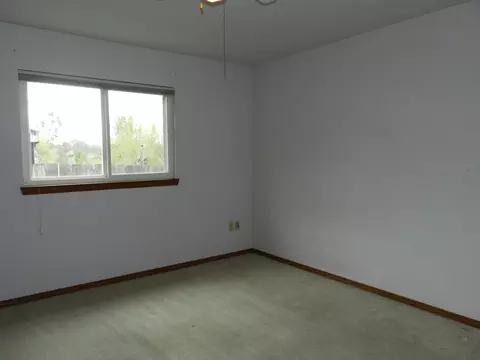 882 Monarch Ct, Redding, CA 96003 photo 11