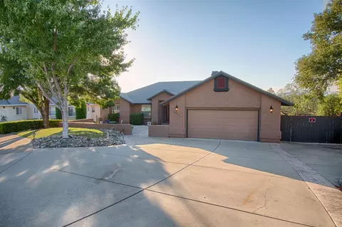 19218 Pinnacle Ct, Redding, CA 96003 photo 2