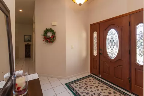 2079 Hope Ln, Redding, CA 96003 photo 3