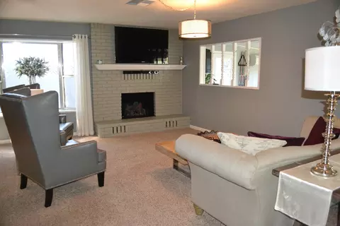 1319 Denton Way, Redding, CA 96002 photo 8
