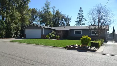 1319 Denton Way, Redding, CA 96002 photo 28