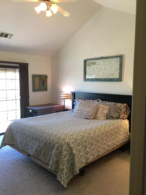 3676 Somerset Ave, Redding, CA 96002 photo 10
