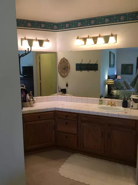 3676 Somerset Ave, Redding, CA 96002 photo 12
