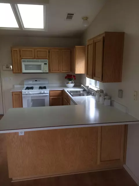 1757 Stetson Way, Redding, CA 96003 photo 2
