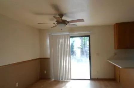 6910 Yvonne Ct, Redding, CA 96001 photo 10