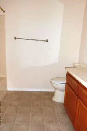6910 Yvonne Ct, Redding, CA 96001 photo 5