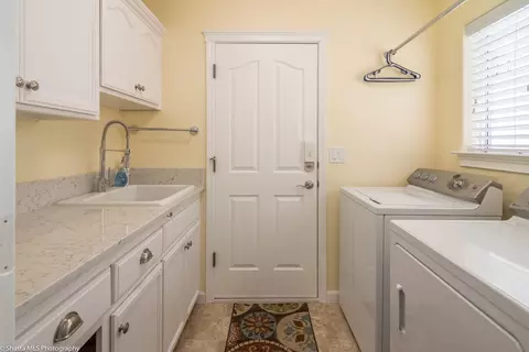 3967 Whitney Ct, Redding, CA 96001 photo 11