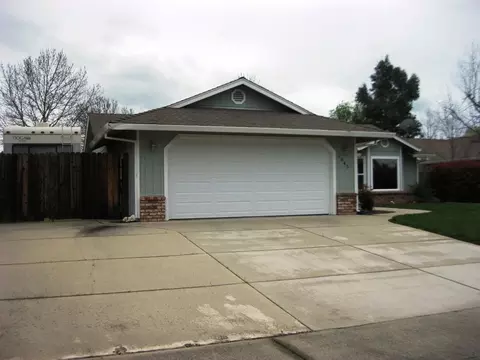 2845 Tropicana Ct, Redding, CA 96003 photo 3
