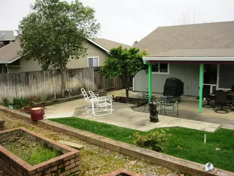 2845 Tropicana Ct, Redding, CA 96003 photo 21