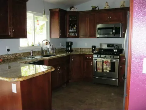2845 Tropicana Ct, Redding, CA 96003 photo 8