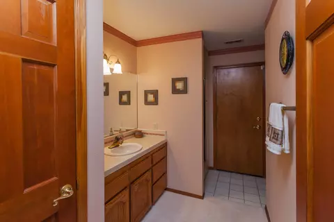 3643 Sunbird Ct, Redding, CA 96001 photo 32