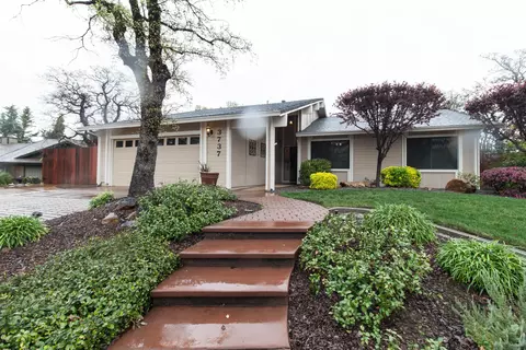 3737 Rosita Dr, Redding, CA 96001 photo 1
