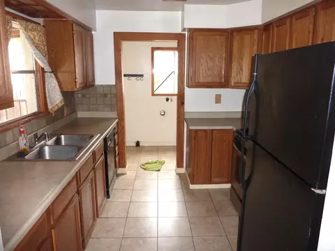 741 South St, Redding, CA 96001 photo 9
