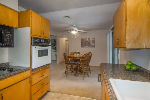2176 Washington Ave, Redding, CA 96001 photo 4
