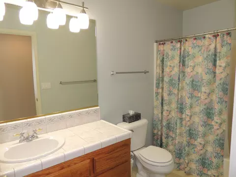 5966 Fairmont Dr, Redding, CA 96003 photo 12