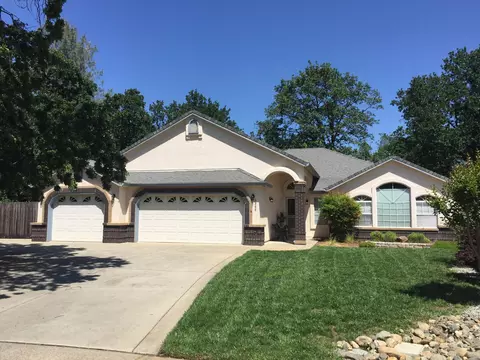 5966 Fairmont Dr, Redding, CA 96003 photo 1
