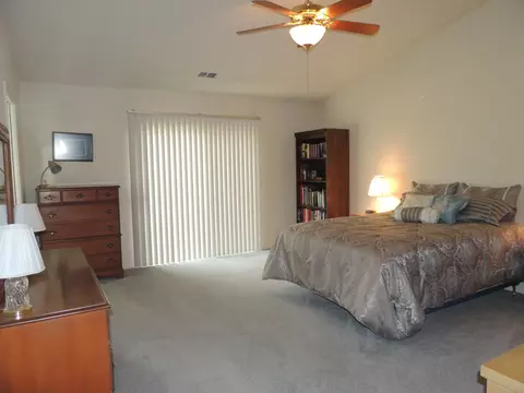 5966 Fairmont Dr, Redding, CA 96003 photo 13