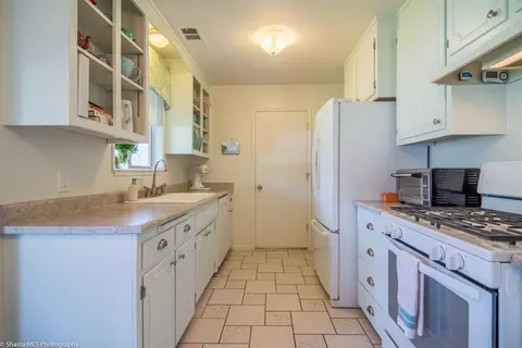 20145 Lupine Dr, Redding, CA 96002 photo 10