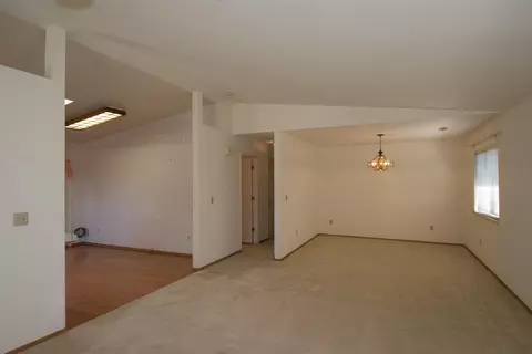 1199 Nighthawk Ln, Redding, CA 96003 photo 8