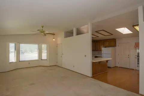 1199 Nighthawk Ln, Redding, CA 96003 photo 2