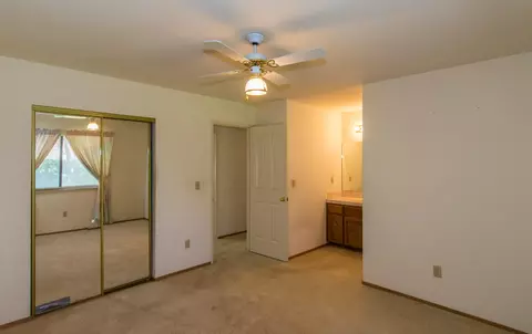 1199 Nighthawk Ln, Redding, CA 96003 photo 9