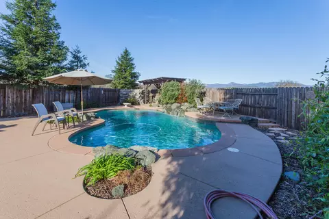 5908 La Quinta Ct, Redding, CA 96003 photo 28
