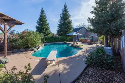 5908 La Quinta Ct, Redding, CA 96003 photo 30