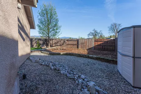 5908 La Quinta Ct, Redding, CA 96003 photo 21