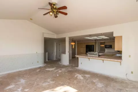 266 Kingswood Ct, Redding, CA 96003 photo 8