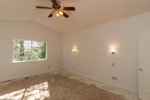 266 Kingswood Ct, Redding, CA 96003 photo 22