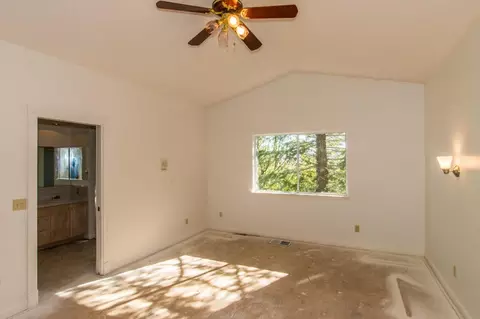 266 Kingswood Ct, Redding, CA 96003 photo 19